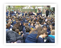 Misa de Pascua en el colegio Misa de Pascua en el colegio