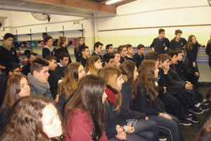 Charla de RCP para alumnos de 3º a 6º año de ES Charla de RCP para alumnos de 3º a 6º año de ES