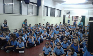 English School CINE 3D English School CINE 3D