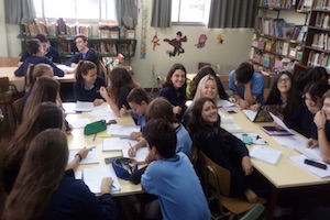 Bienvenidos a la Biblioteca Bienvenidos a la Biblioteca